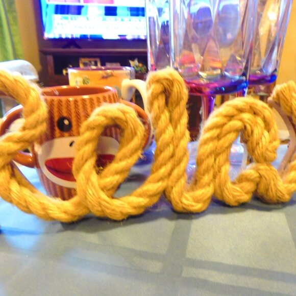 ROPE WALL DECOR - RELAX- 14" - Picture 2 of 4